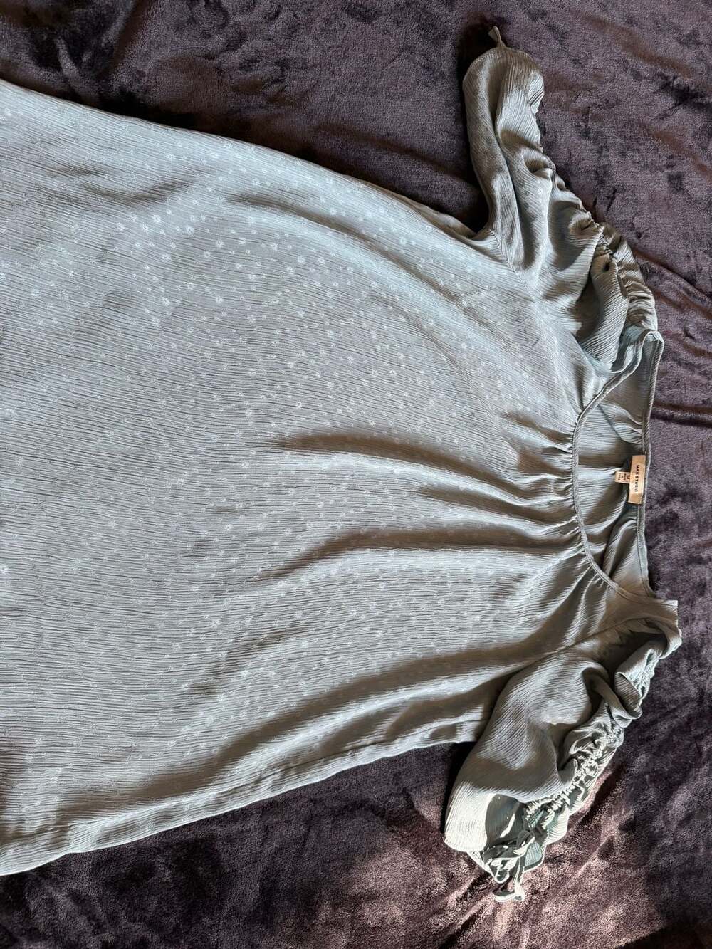 Max Studio Sage Green Shimmer Daisy Dot Short Ruffle Sleeve Blouse Top Medium - Picture 2 of 8